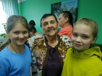 Ученики и педагоги РКШ посетили подопечных дома престарелых