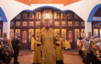 Глава Приамурской митрополии возглавил Божественную литургию в храме святителя Тихона, Патриарха Московского, поселка Хор