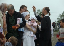 Село Бичевая. Детский лагерь, в помощь миссионеру